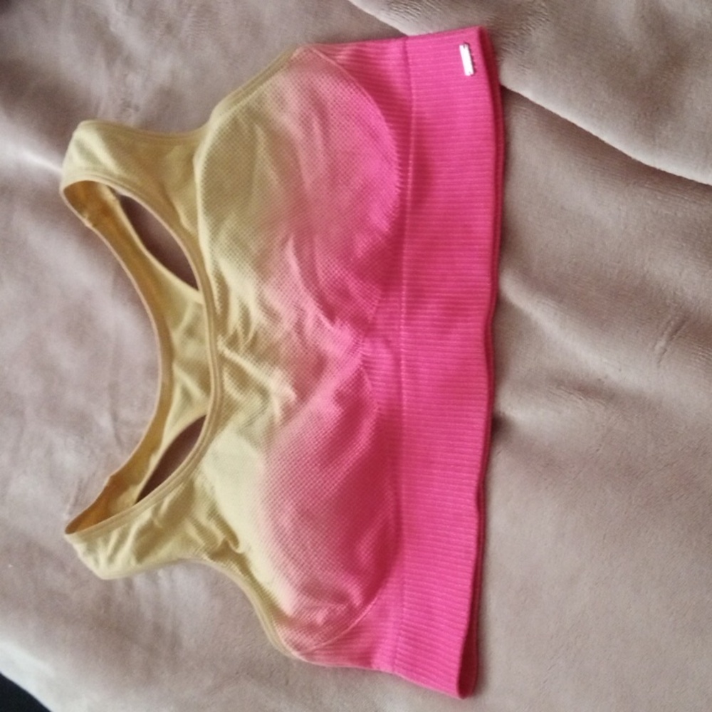 Victoria Secret Pink Padded Sports Bra